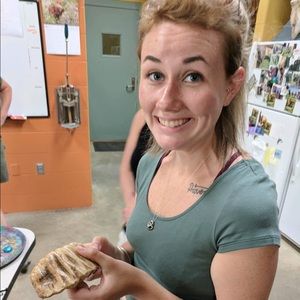 Meet your Posher, Marissa